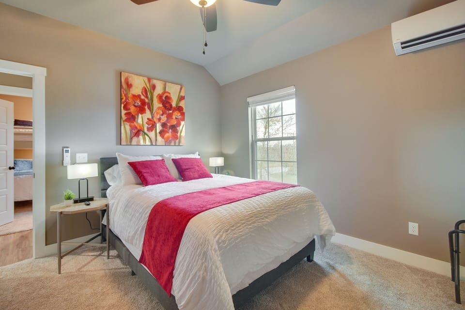 Bedroom 1 | Queen Bed | Linens Provided