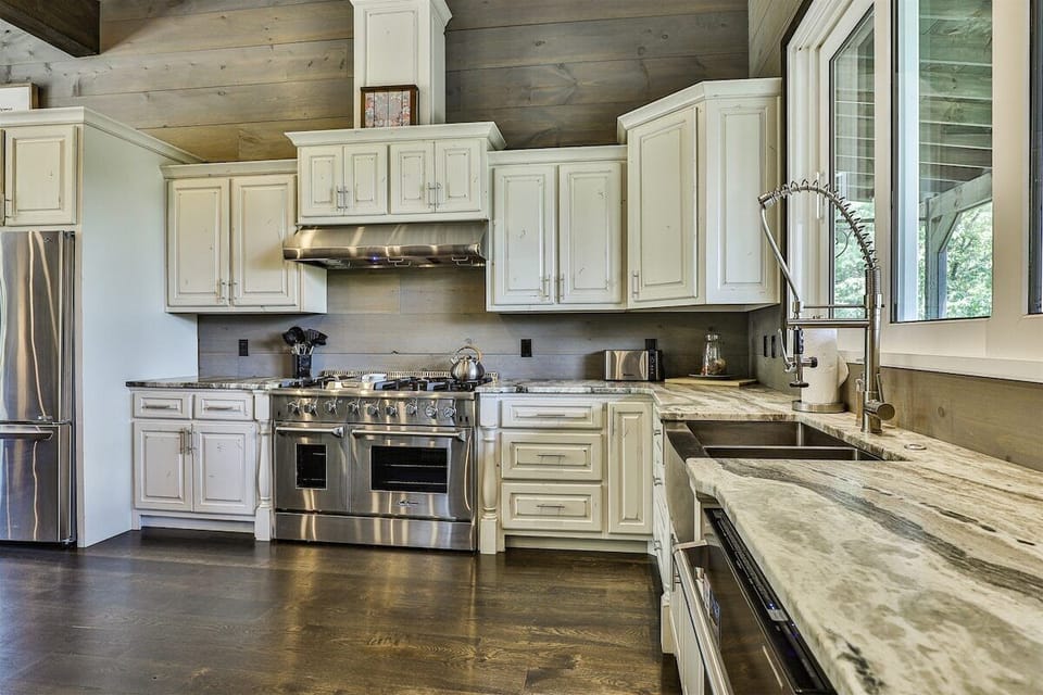 Fully equipped stainless steel kitchen