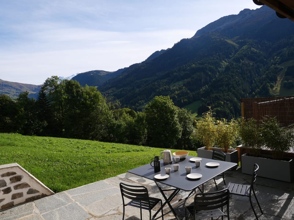 Terrace (1)