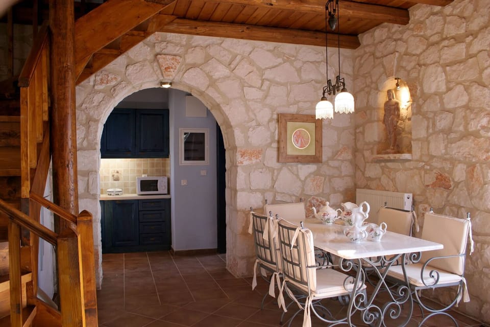 Villa Niovi | Private kitchen | Espresso maker, electric kettle