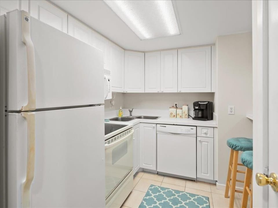 Bright White Kitchen