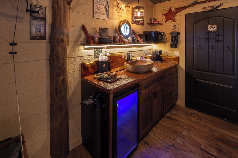 2 STOCKED KITCHENETTES - 2 MICROWAVES - 2 KEURIG COFFEE MAKERS - 2 MINI FRIDGES - STOCKED COFFEE BAR - COMPLIMENTARY BOTTLED WATER/SNACKS/TEAS/HOT CHOCOLATE AND MORE - DRINK CHUTE - SERVICE WEAR - CLEANING SUPPLIES - PAPER PRODUCTS AND MORE PROVIDED