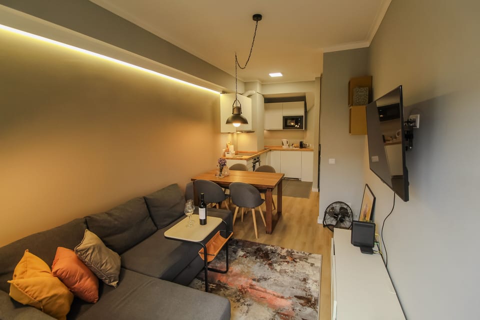 Comfortable sofa to enjoy a nice Portuguese wine.