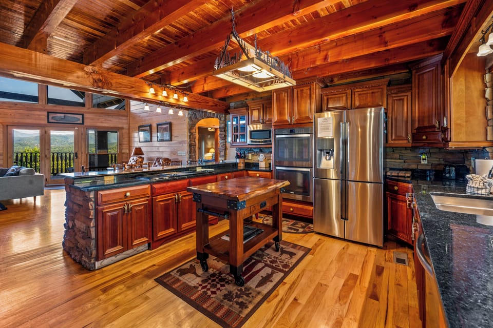 Main Kitchen (2)