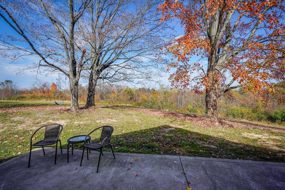 Back Patio | Lounge Seating