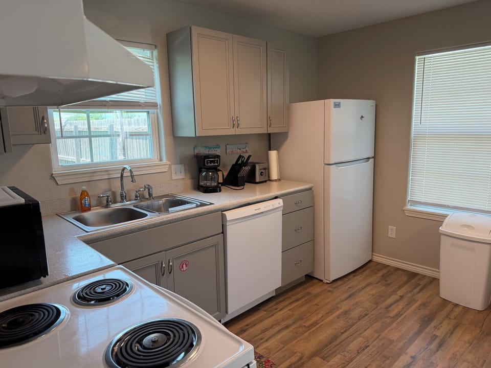 Full Kitchen