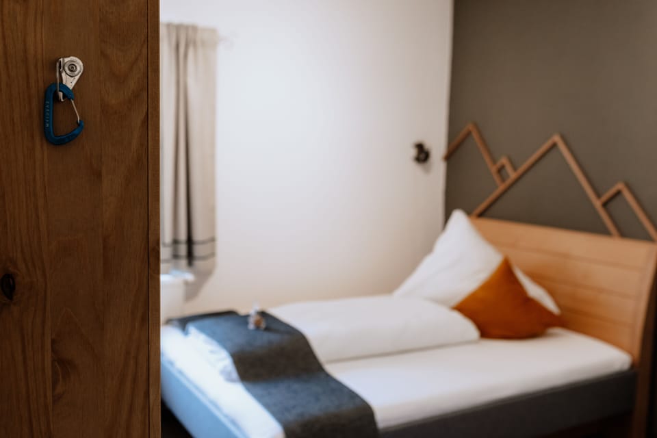 Basic Room | In-room safe, individually decorated, individually furnished, free WiFi