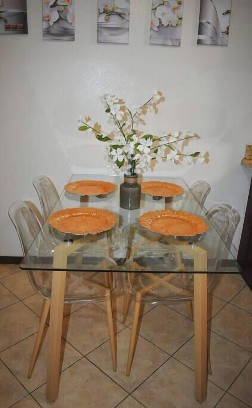 Dinning table