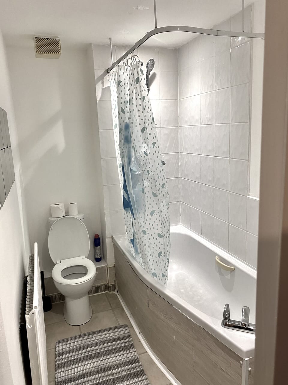 Impeccable 2-bed Apartment in London Apartment in Barking