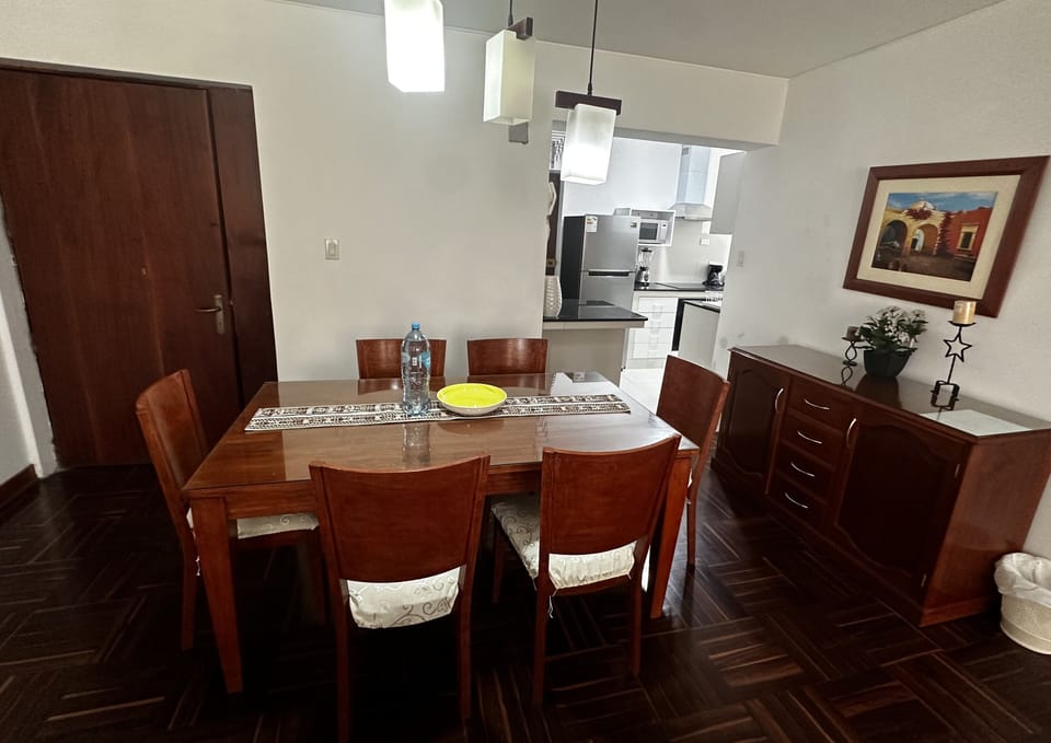 Business Apartment | In-room dining