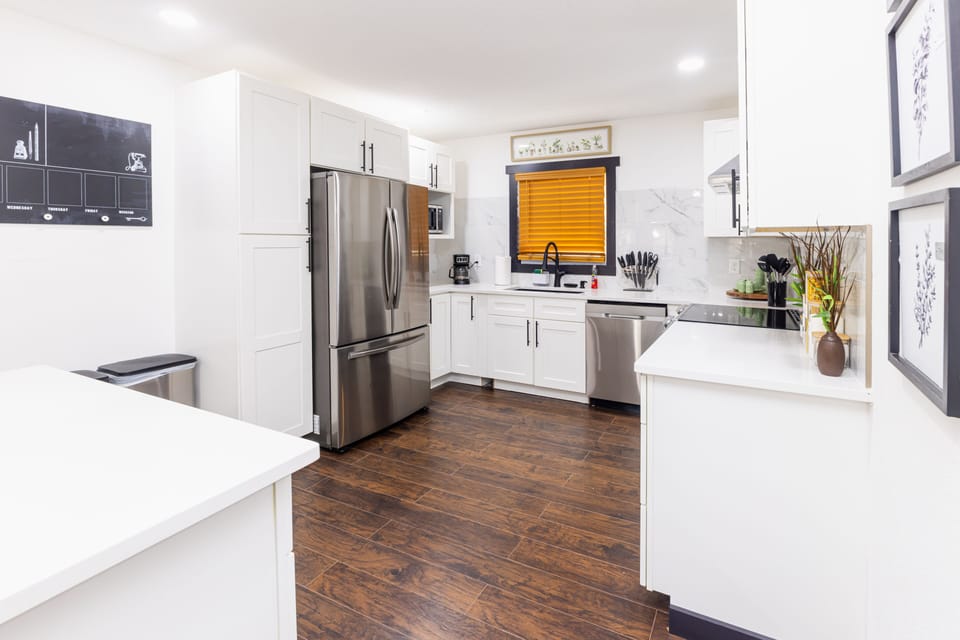 Fully Stocked Kitchen.