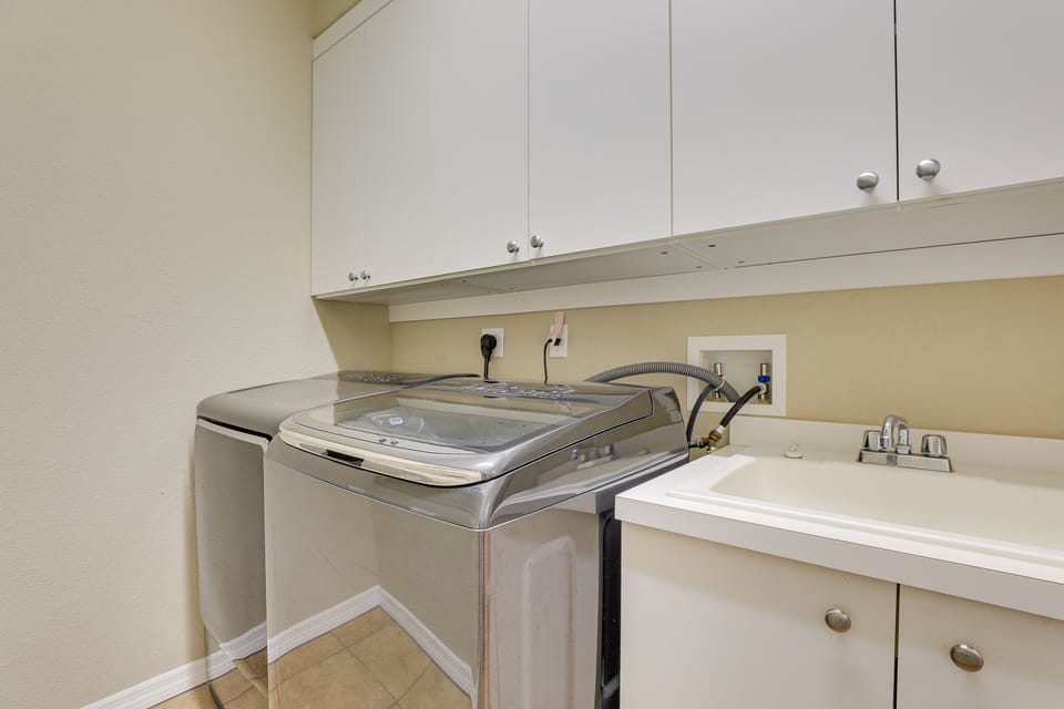 Washer & Dryer