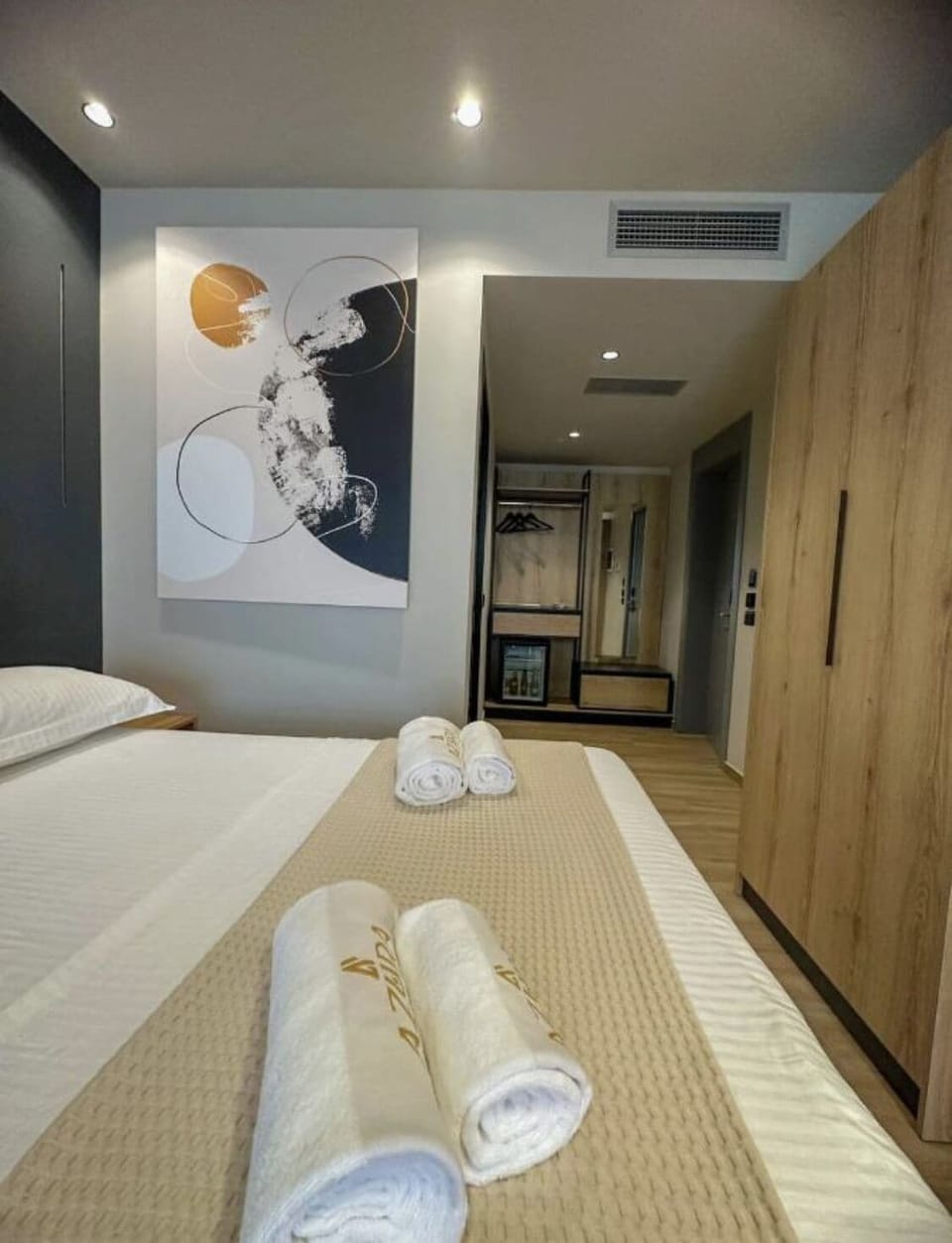 Deluxe Double Room with Balcony and Sea View | Desk, soundproofing, free WiFi, bed sheets