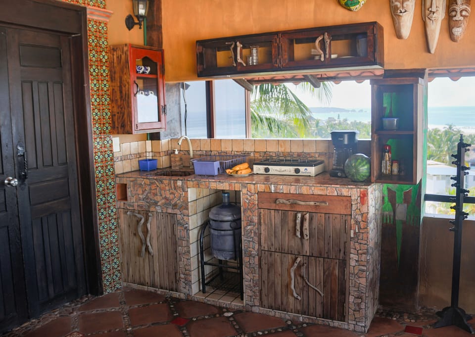 Stovetop, cookware/dishes/utensils