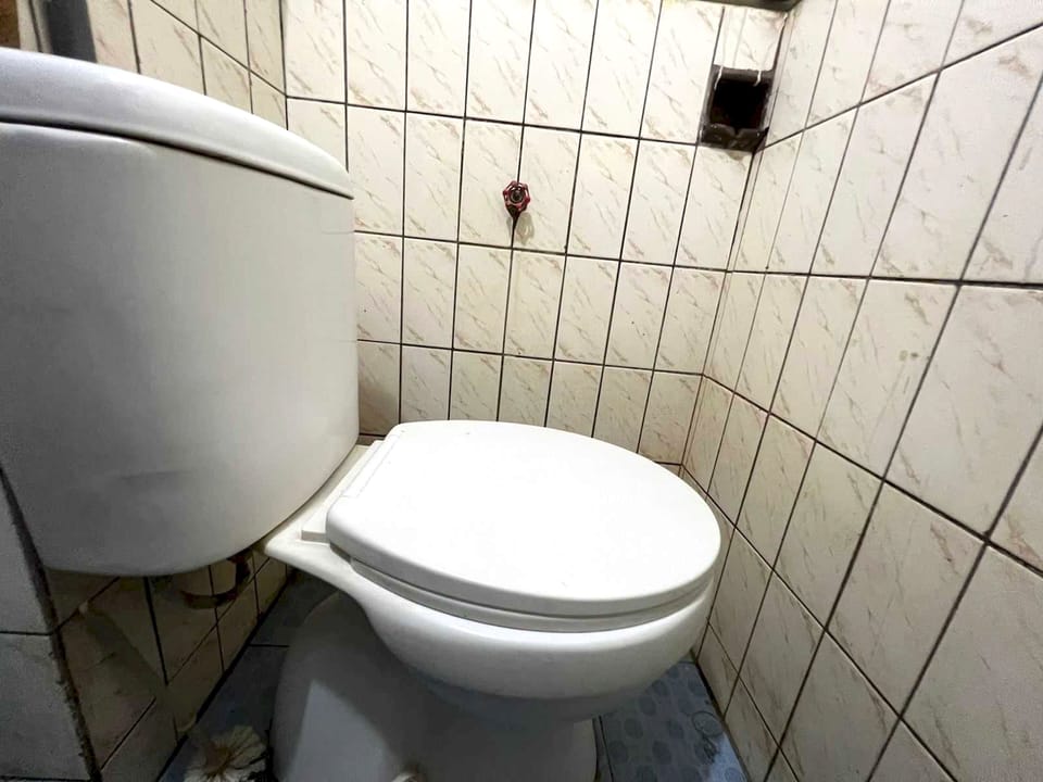 Standard Double Room | Bathroom | Shower, towels