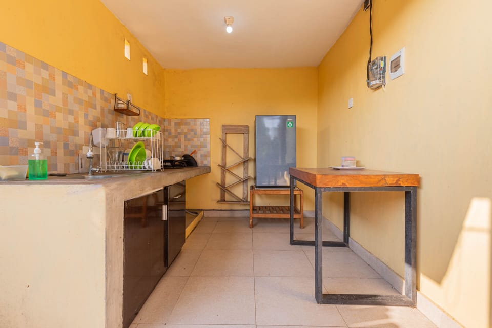 Basic Double Room | Private kitchen