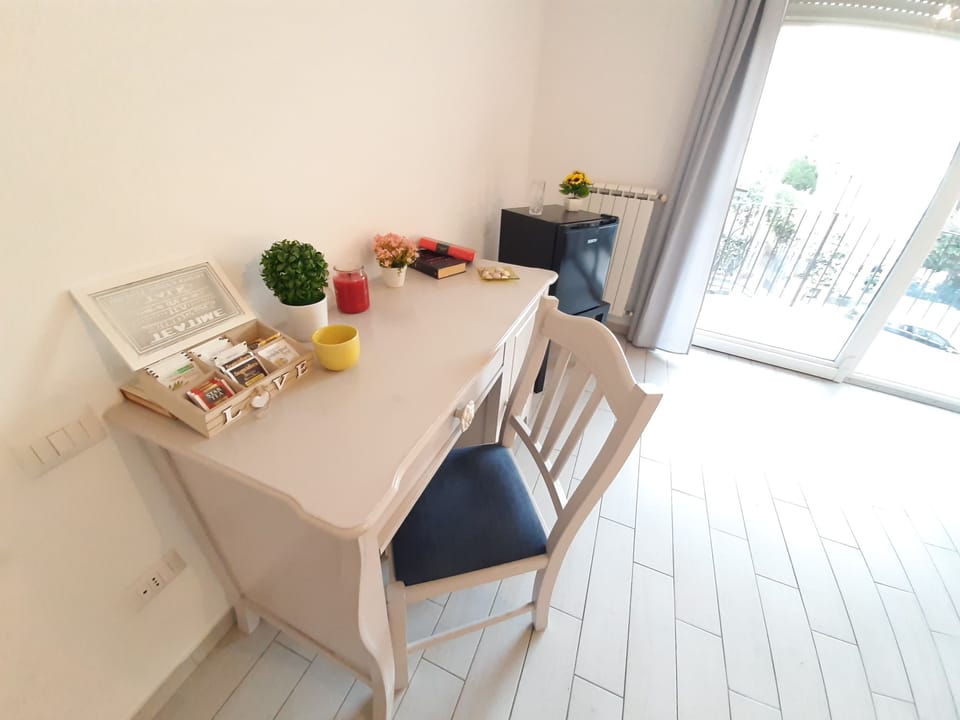 Superior Room | Egyptian cotton sheets, premium bedding, desk, WiFi (free)