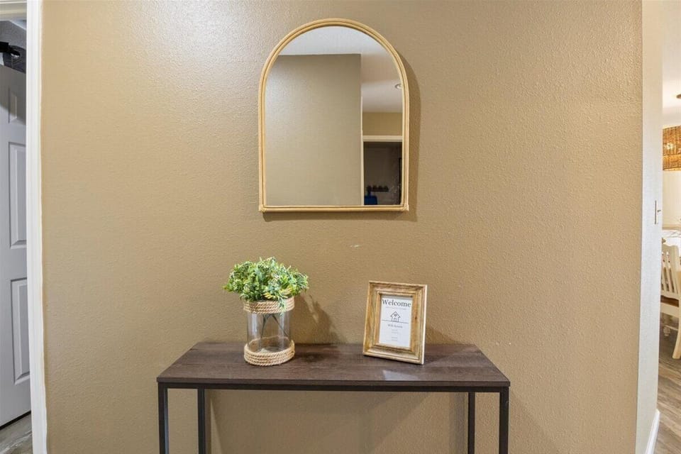 Entry way table.