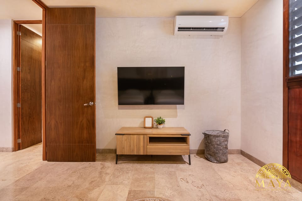 Deluxe Condo | 2 bedrooms, down comforters, pillowtop beds, blackout drapes