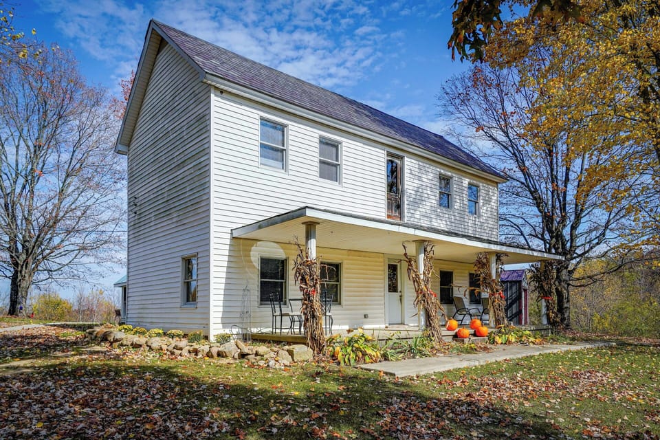 Spacious & Inviting Jackson Getaway w/ Fireplace! Cottage in Ohio