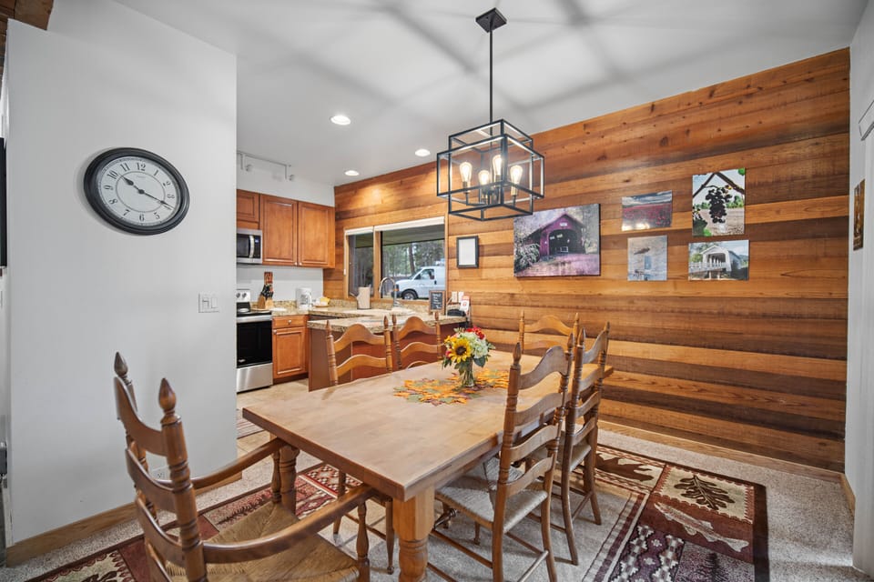 19 Meadow House-09