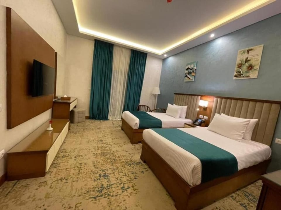 Deluxe Twin Room | Free WiFi
