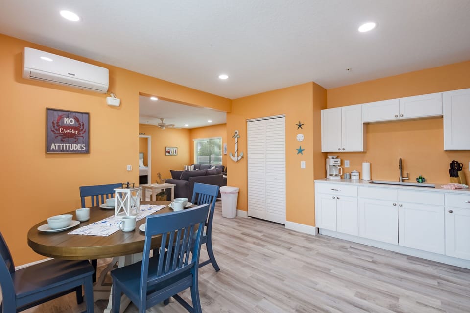 Elite Suite, 2 Bedrooms, 2 Bathrooms | Private kitchen | Coffee/tea maker