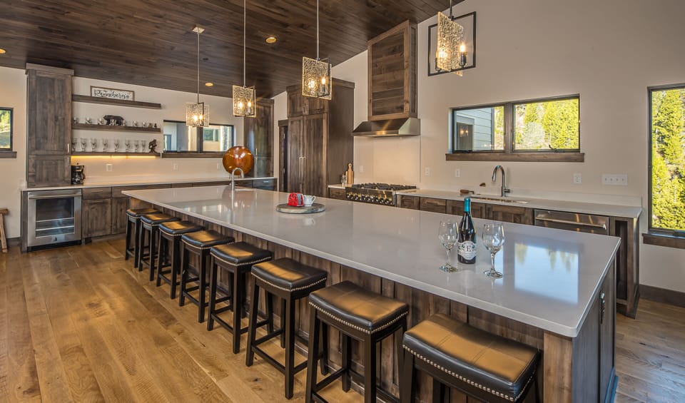 Bar Seating for 8
