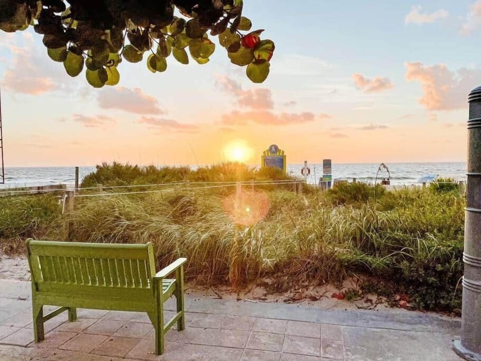 Sunrise in Lauderdale-by-the-Sea
