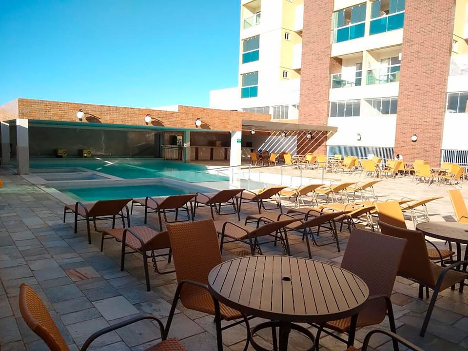 2 indoor pools, 2 outdoor pools