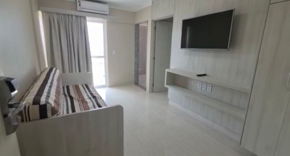 Apartment | Living area | Flat-screen TV