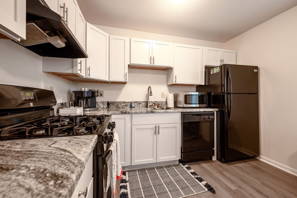 Fully equipped and compact kitchen