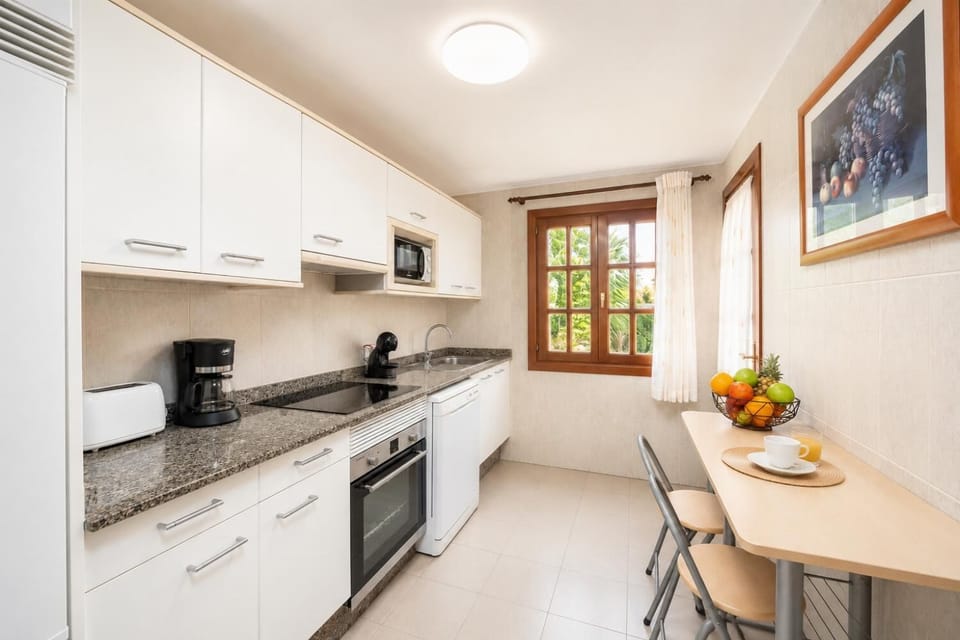 Equipped kitchen