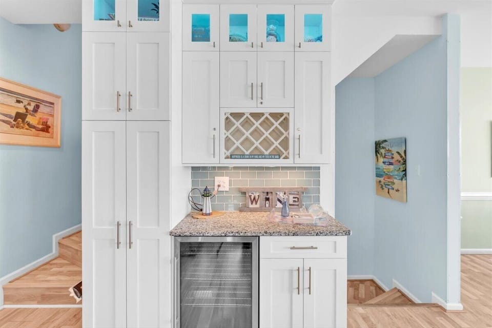 Kitchen - Main Level (level 3)