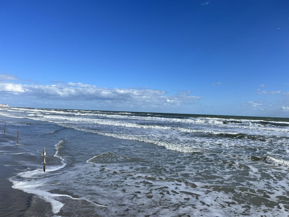 ~ Atlantic Ocean
Daytona Beach, Florida