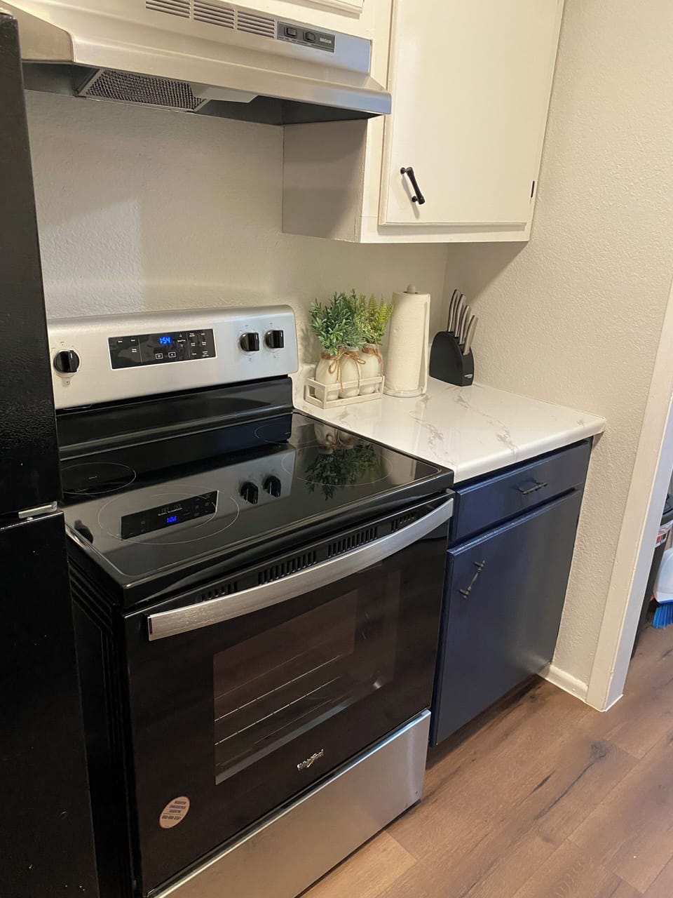 stove and oven to cook a good meal while away from home