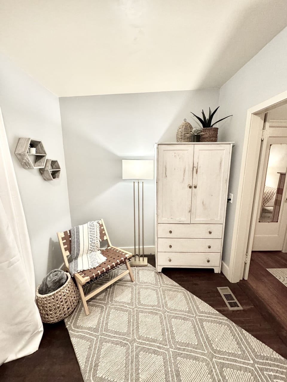 Seating area off of Bedroom 3. Great place for a Pack-N-Play!