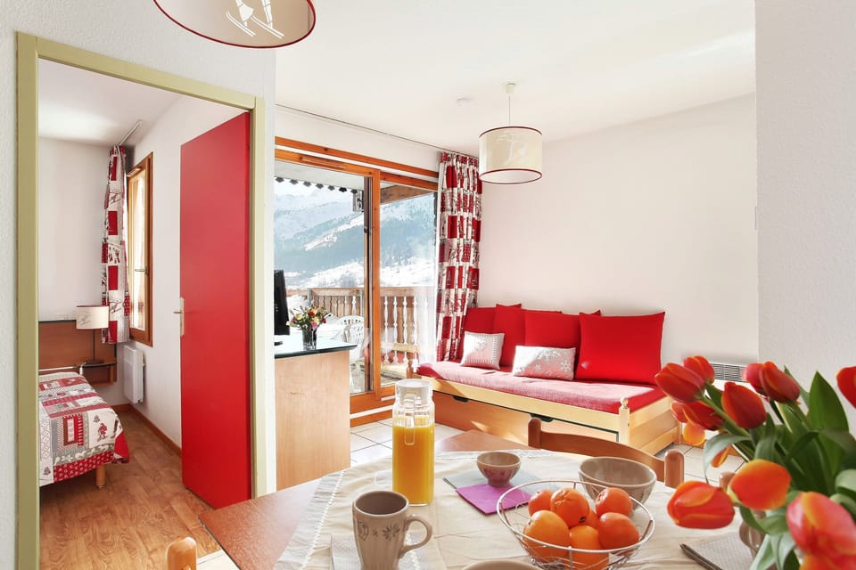 We can't wait to host you in our charming 1 bedroom apartment!