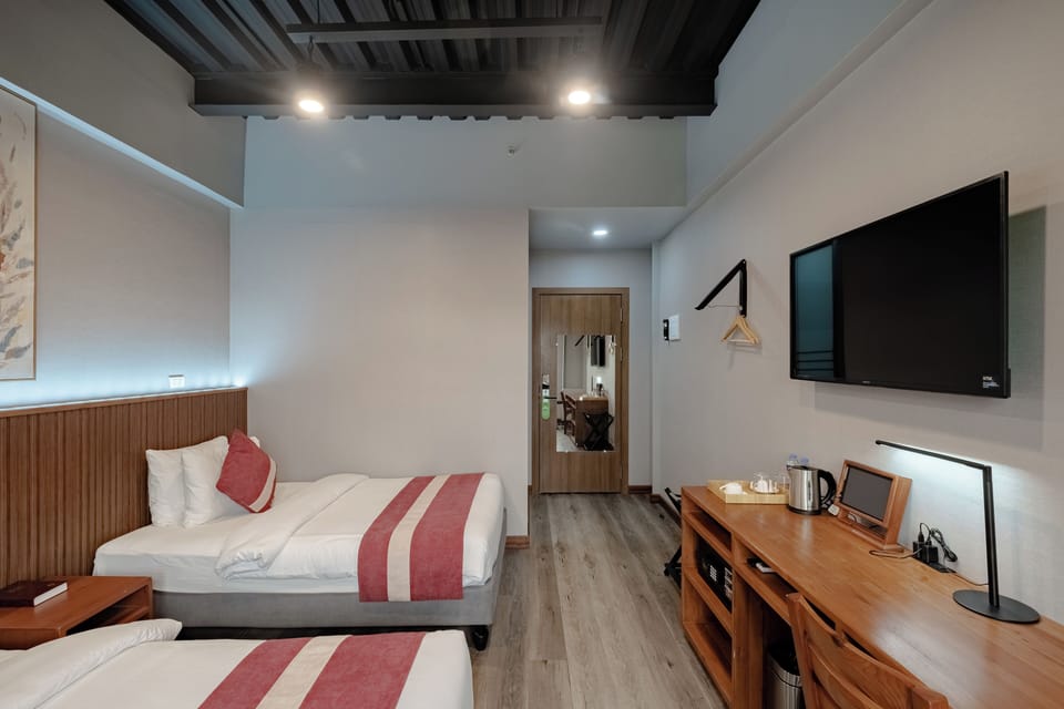 Deluxe Double Room, 2 Double Beds | Free WiFi