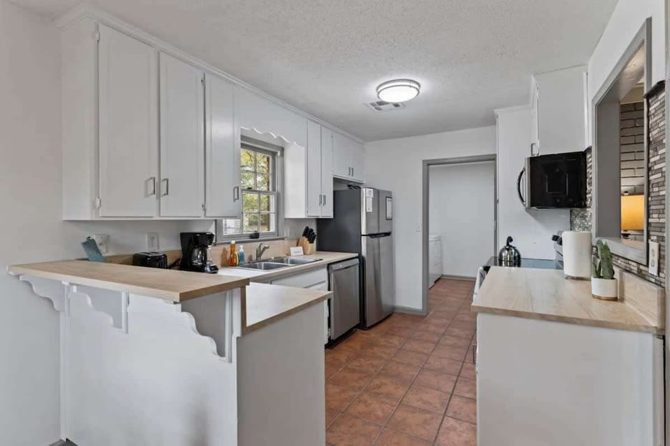 Fully equipped kitchen