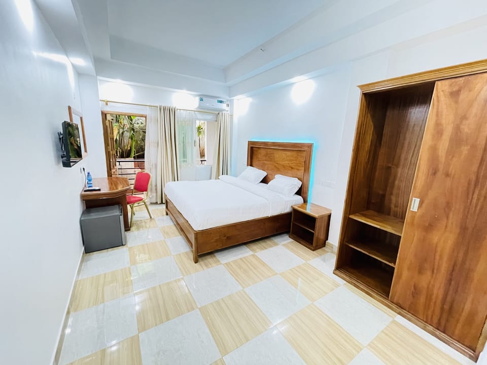 Deluxe Double Room | Hypo-allergenic bedding, individually decorated, individually furnished