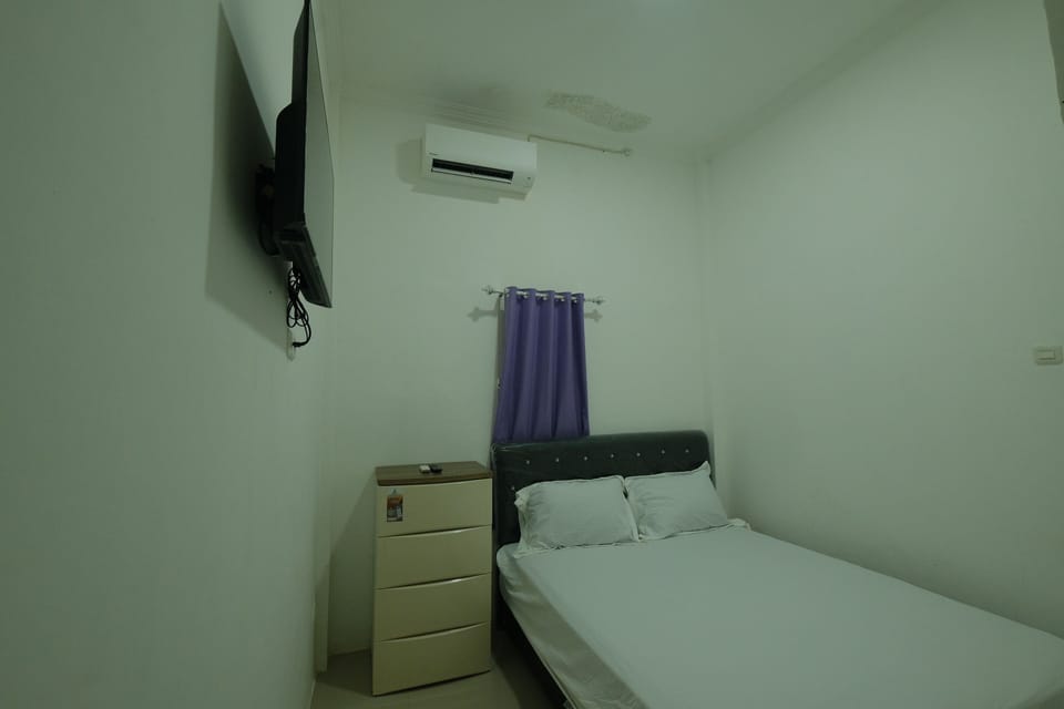 Standard Double Room | WiFi (free), bed sheets