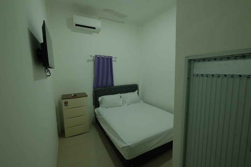 Standard Double Room | WiFi (free), bed sheets