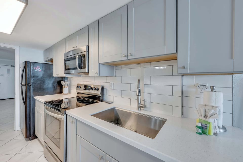 Equipped Kitchen for Your Stay
