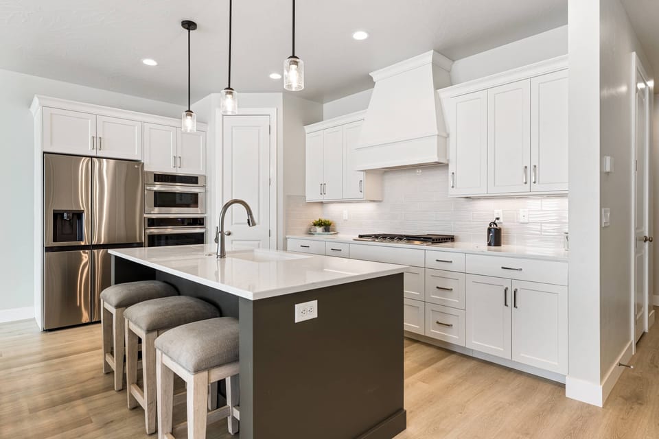 Townhome, 4 Bedrooms | Private kitchen | Coffee/tea maker, fridge, oven, toaster