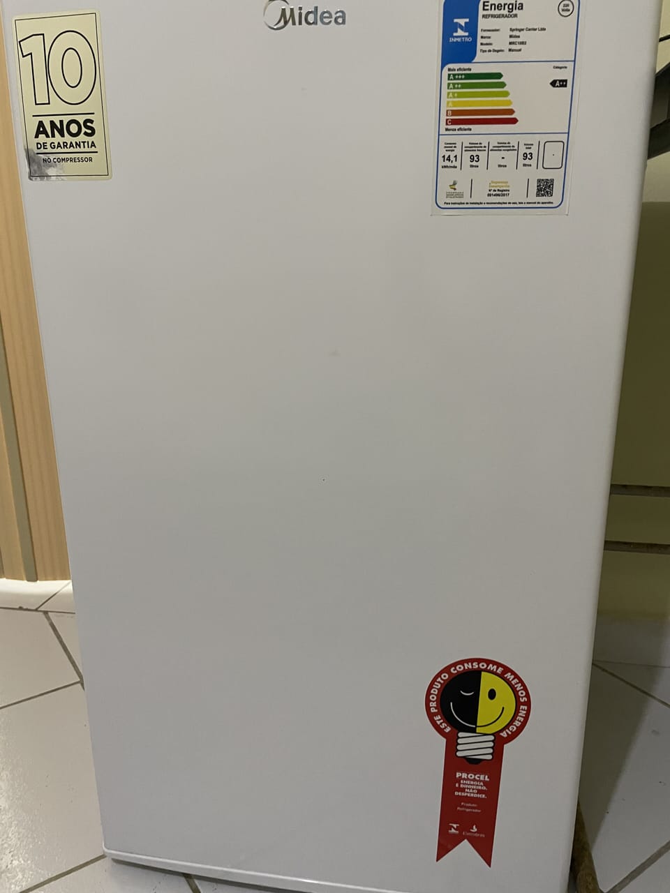 Mini-refrigerator