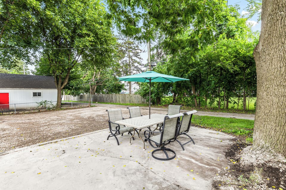 Enjoy a meal al fresco in this charming spot.