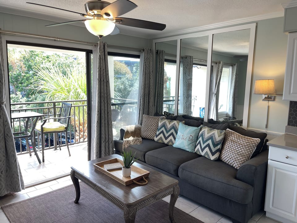 Comfy queen size, pull-out sofa bed with a view!