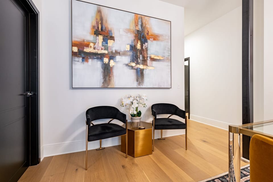 Dining area additional seating.