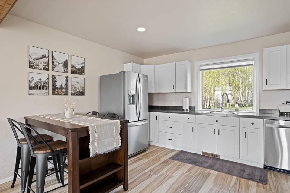 Shared kitchen & dining space.